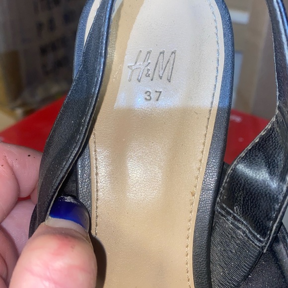 H&M Witch Pointed Toe Ballet Flats - Picture 2 of 5